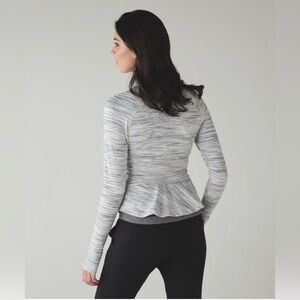 Lululemon hustle in your bustle sz 6